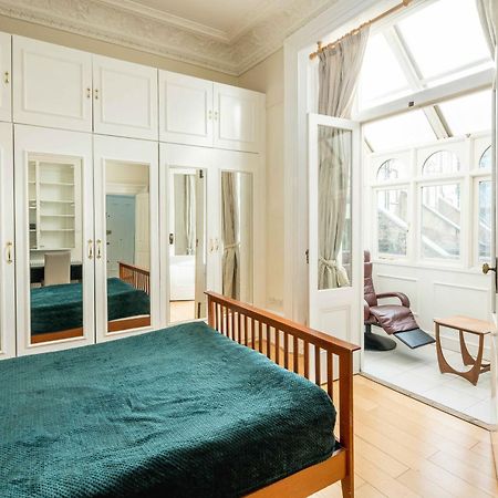Apartamento Four Beds By The Station Londres Exterior foto