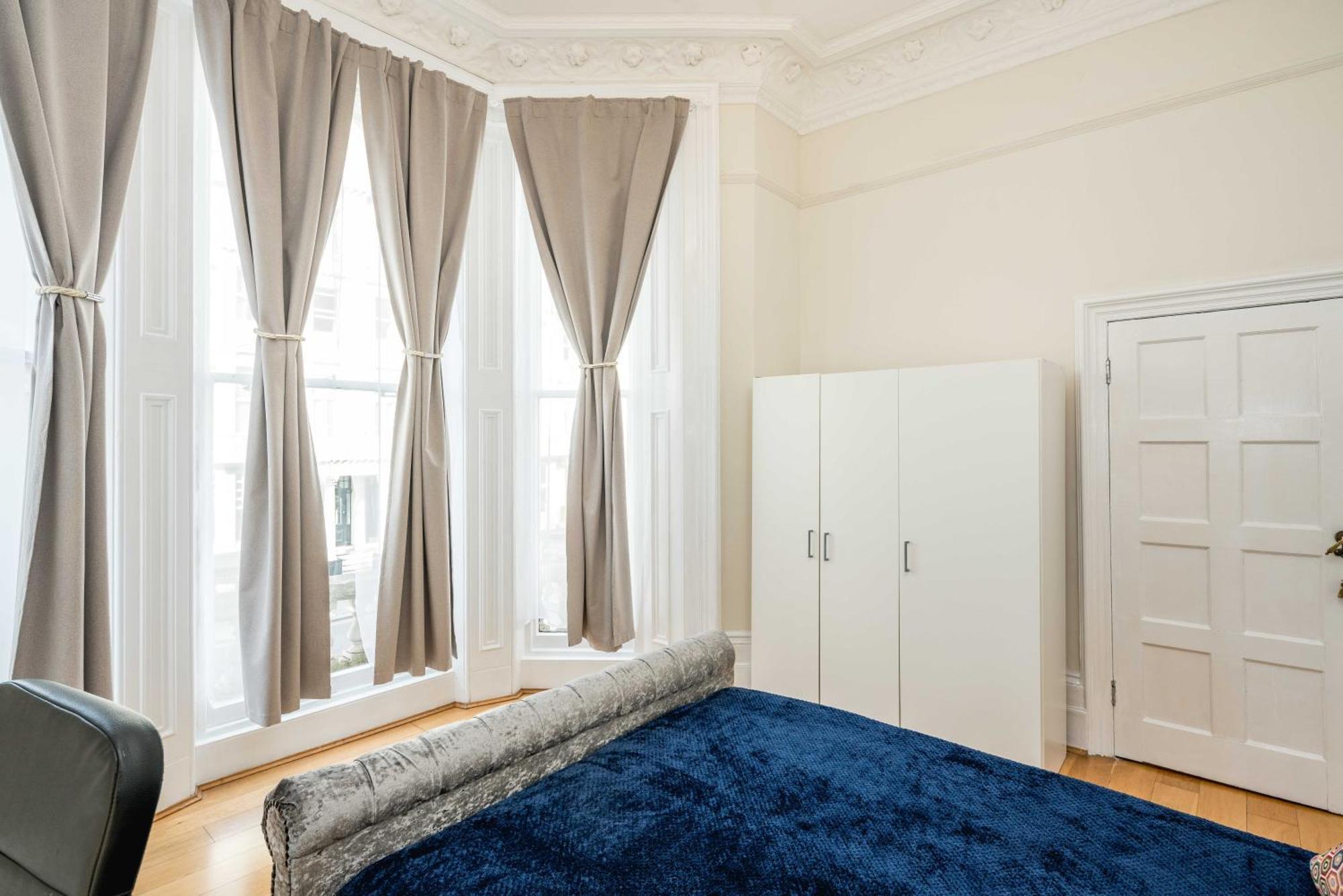 Apartamento Four Beds By The Station Londres Exterior foto